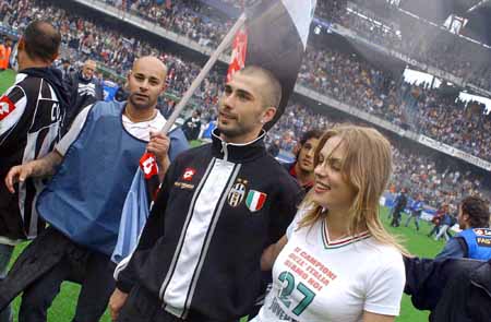 KT Rolster 晋级 2025 年全球总决赛季后赛，击败 Top Esports