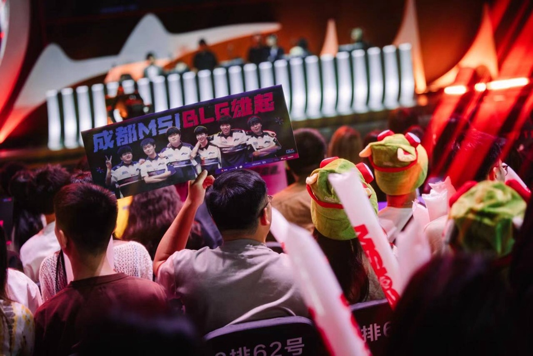 电竞比分网：王者荣耀KPL秋季赛，YTG换员后还是被RW侠零封